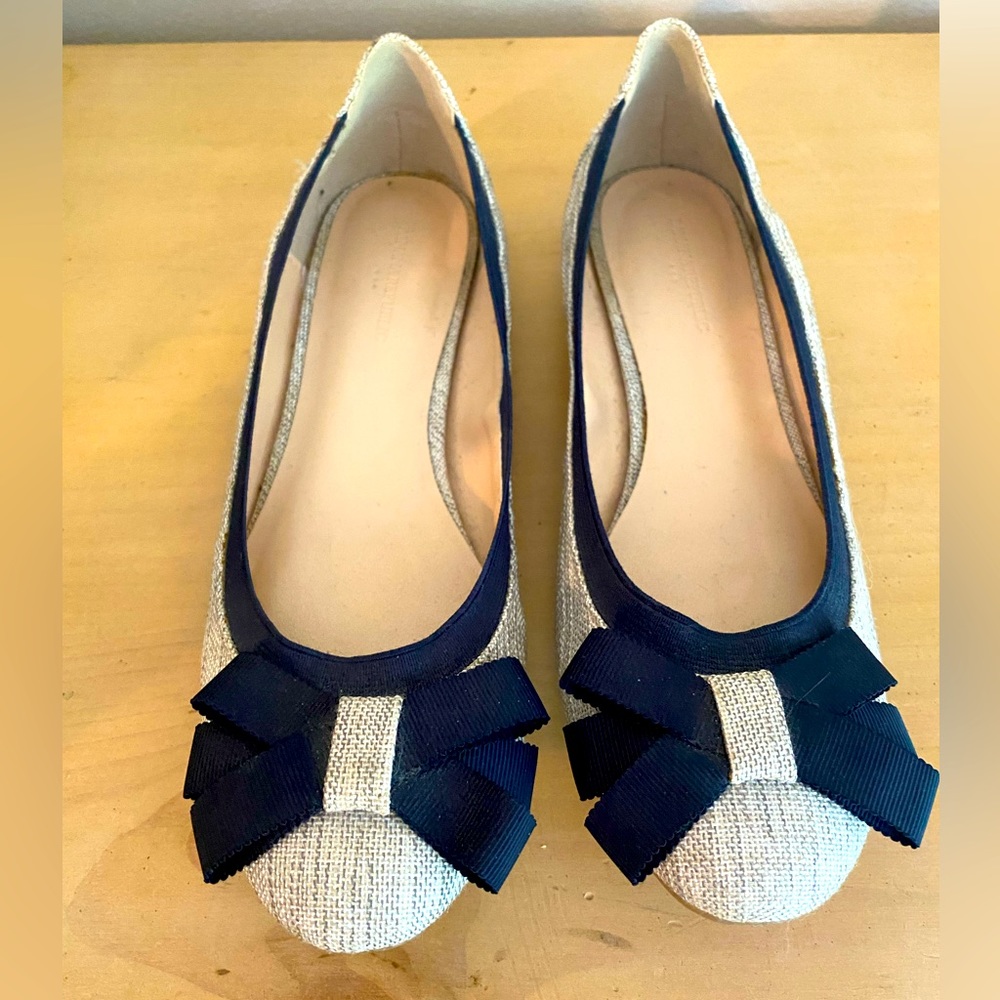 Banana Republic Flats